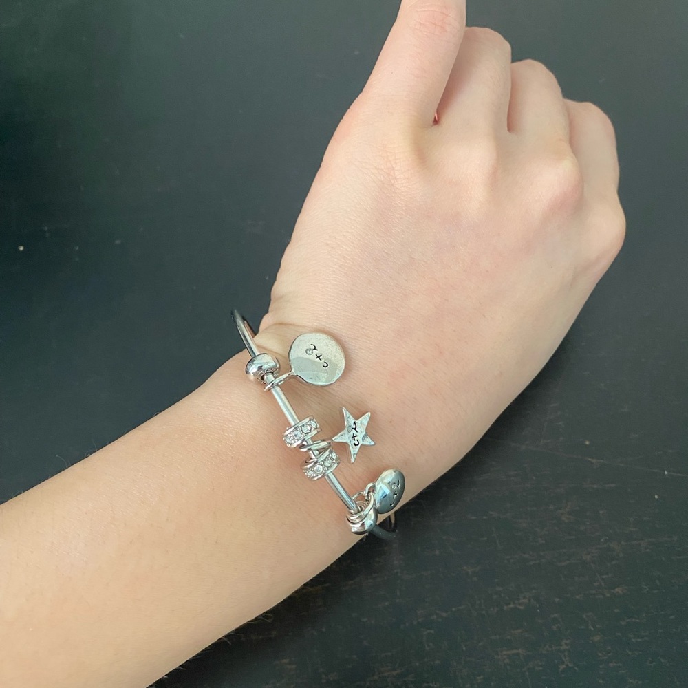 Chloe & Isabel bracelet with charms